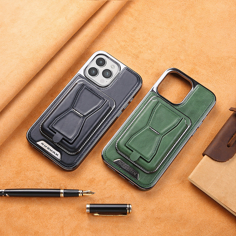 Skórzane etui magnetyczne na iPhone'a z portfelem na karty