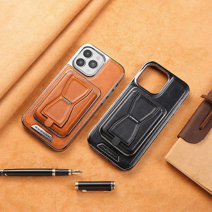 Skórzane etui magnetyczne na iPhone'a z portfelem na karty
