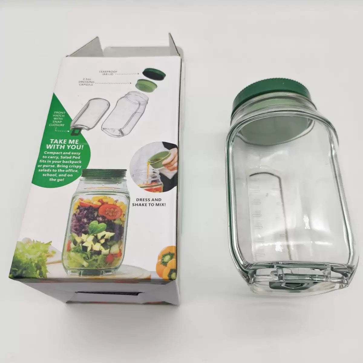 Przenośny pojemnik na sałatkę – szczelny lunchbox z przegródkami i pojemnikiem na sos (można myć w zmywarce)