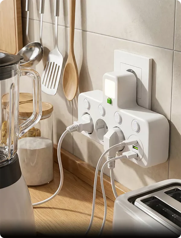 Wieloportowy adapter gniazda zasilania UE