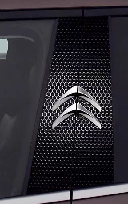 Ochronne listwy na ramę drzwi