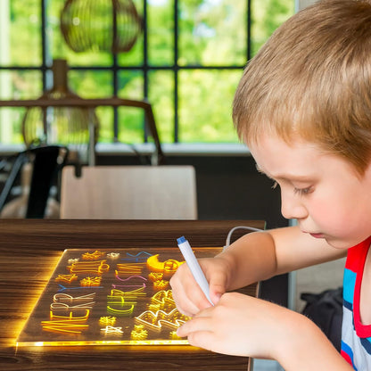 DoodleGlow™ magiczna tablica LED do rysowania – świecąca tablica dla dzieci (z markerami i szablonami)