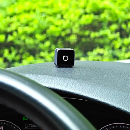 Ultra Cube – bezprzewodowy adapter do CarPlay i Android Auto