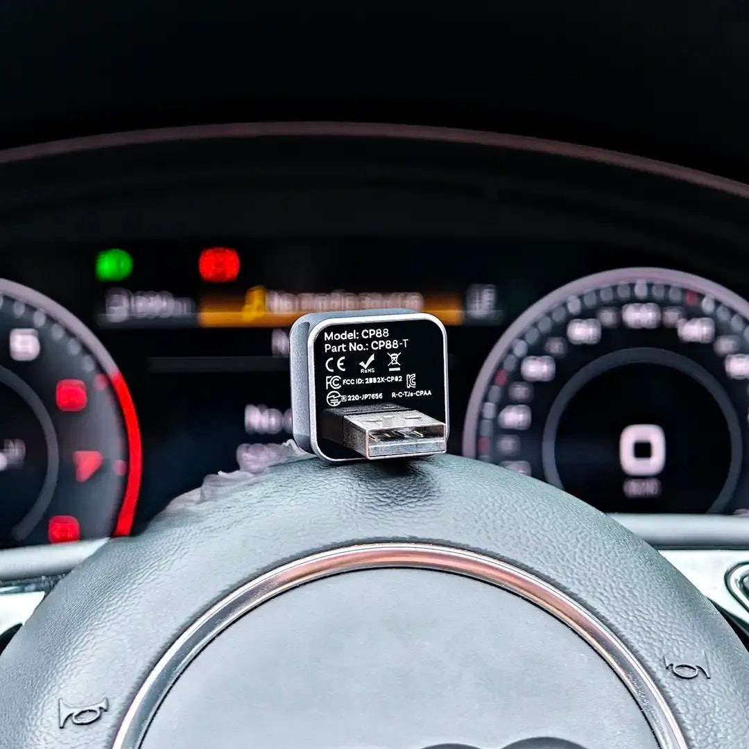 Ultra Cube – bezprzewodowy adapter do CarPlay i Android Auto