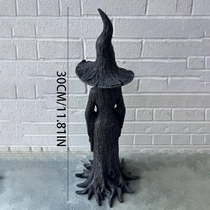 Magiczna figurka czarownicy