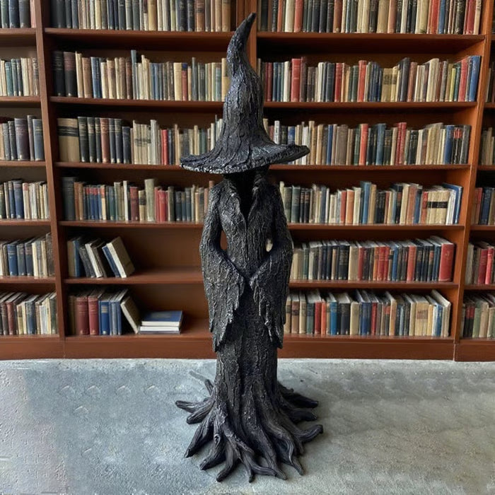 Magiczna figurka czarownicy
