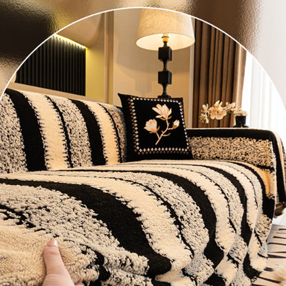 Pluszowy pokrowiec na sofę odporny na zwierzęta z funkcją antypoślizgową